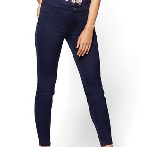 CROSBY PANT - SLIM-LEG ANKLE in NAVY BLUE